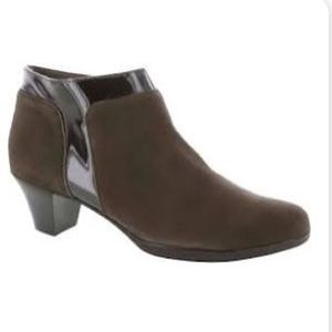 🆕MUNRO Hope Ankle Bootie!